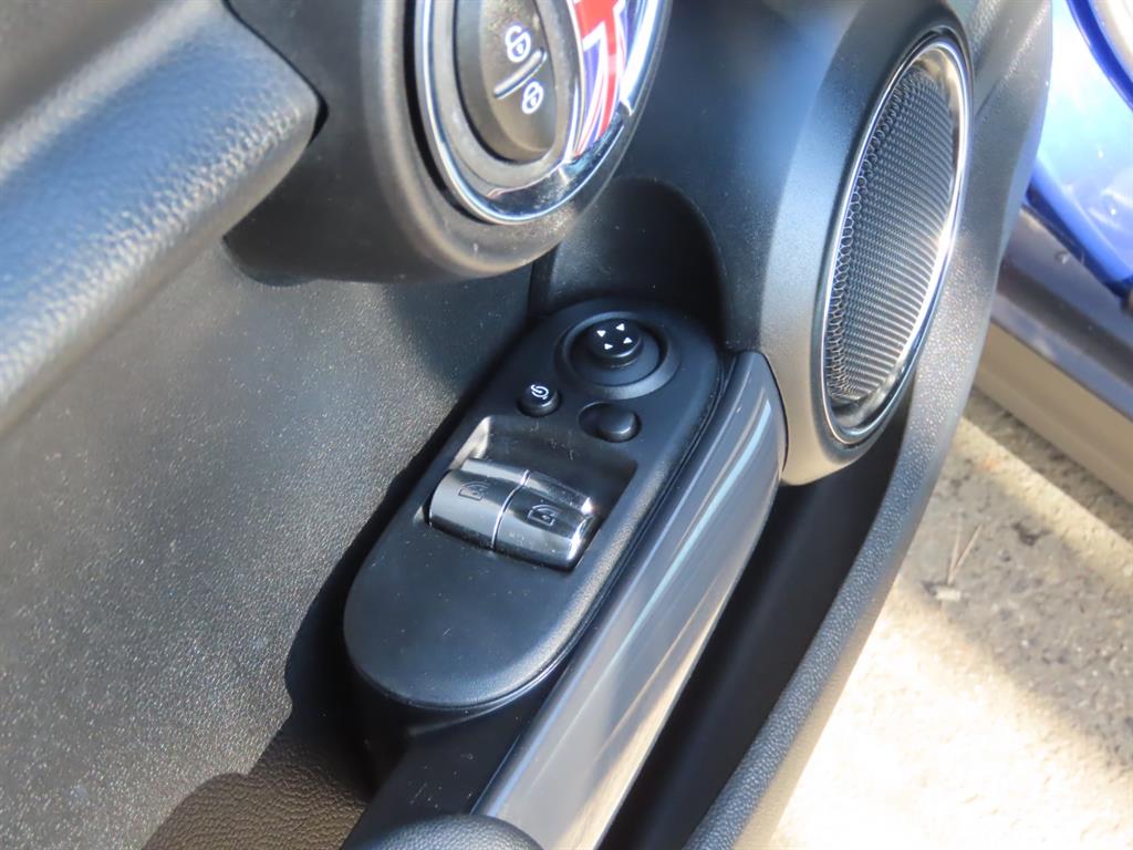 미니 쿠퍼(3세대) 1.5 하이 - 이미지 15