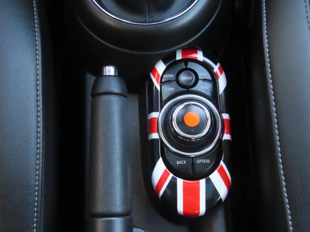 미니 쿠퍼(3세대) 1.5 하이 - 이미지 13