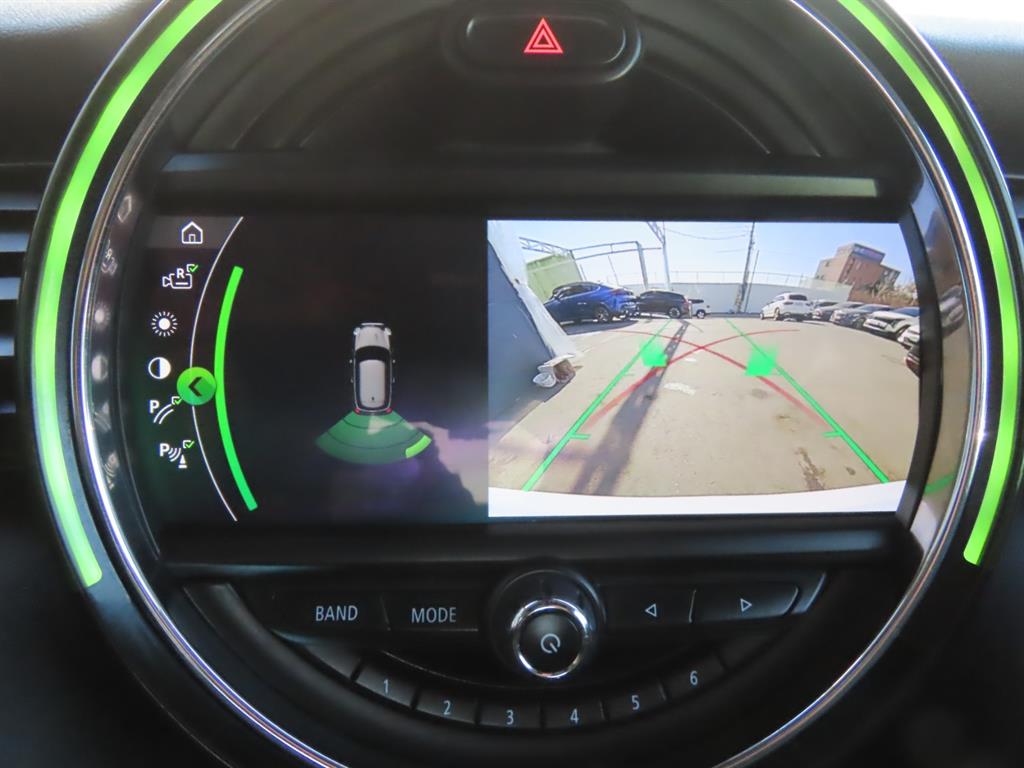 미니 쿠퍼(3세대) 1.5 하이 - 이미지 10