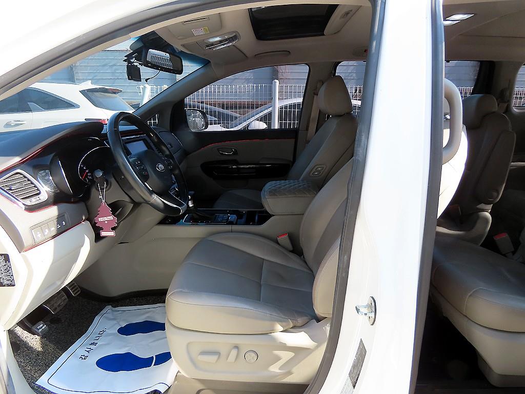 기아 올 뉴카니발 9인승 디젤 노블레스 스페셜 - 이미지 8