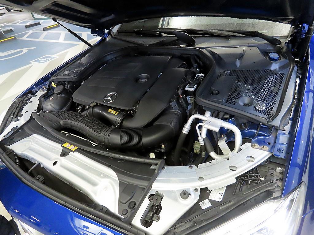 벤츠 C클래스(4세대) C200 카브리올레 - 이미지 2