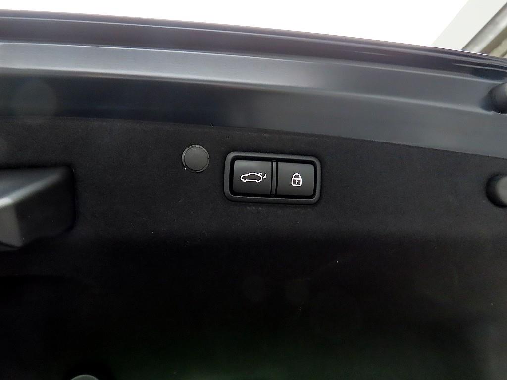 현대 더 뉴그랜저IG 가솔린 3.3 프리미엄 - 이미지 17