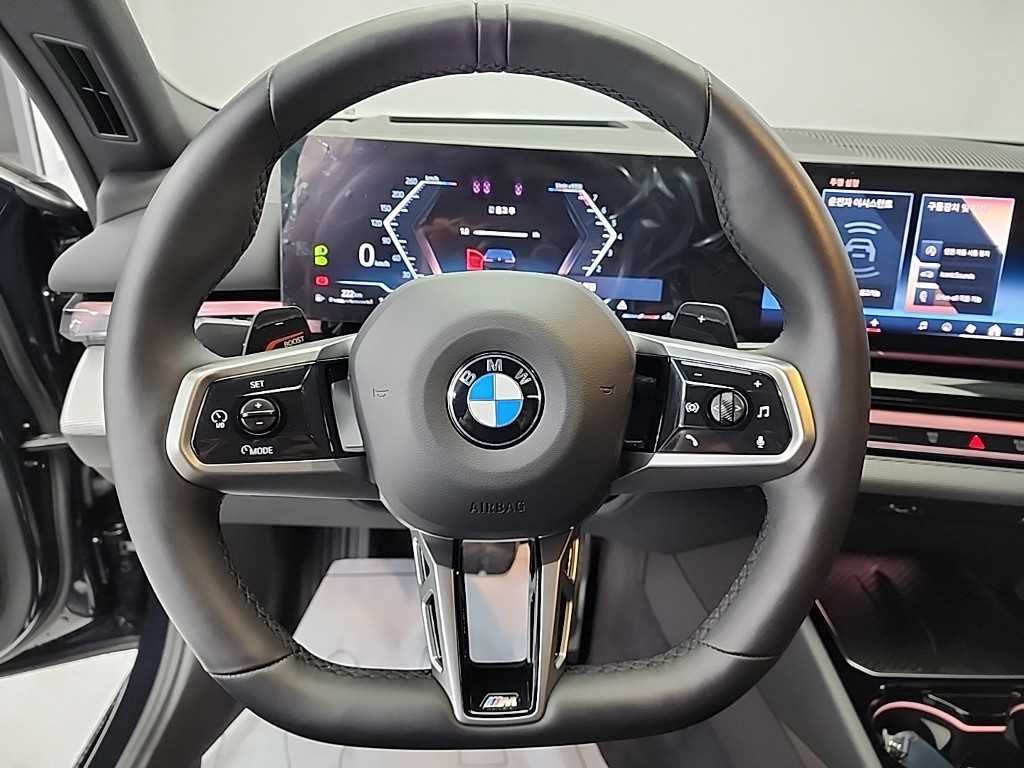 BMW 5시리즈(8세대) 520i M 스포츠 - 이미지 14