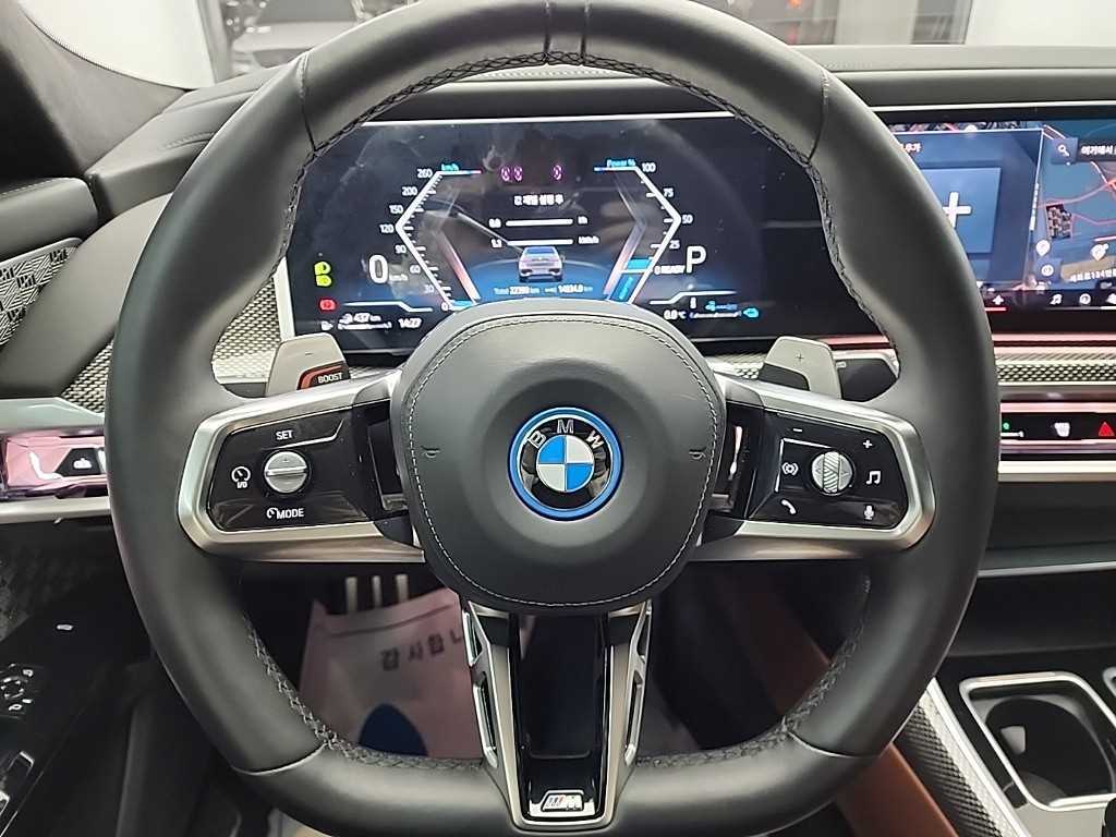 BMW 7시리즈(7세대) 750e xDrive M 스포츠 - 이미지 15