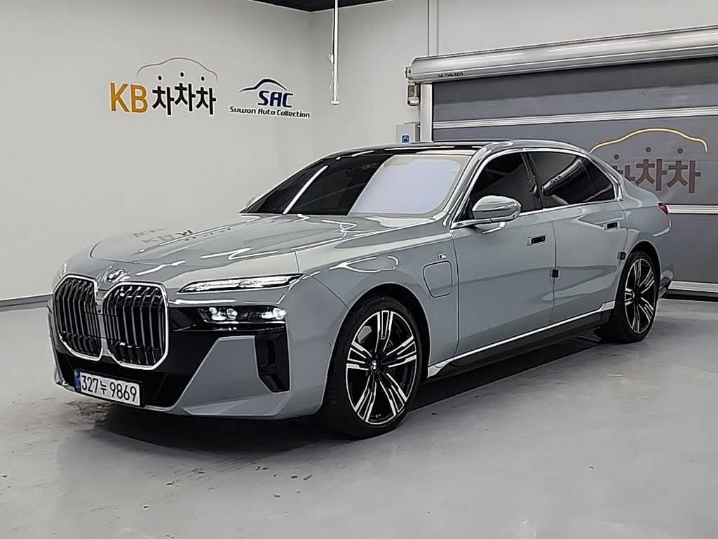 BMW 7시리즈(7세대) 750e xDrive M 스포츠 - 이미지 4