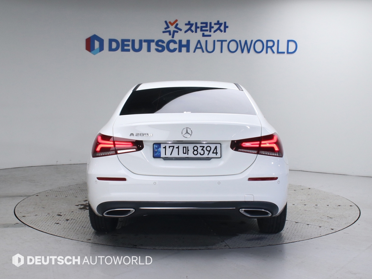 벤츠 A클래스(4세대) A200d 세단 - 이미지 16