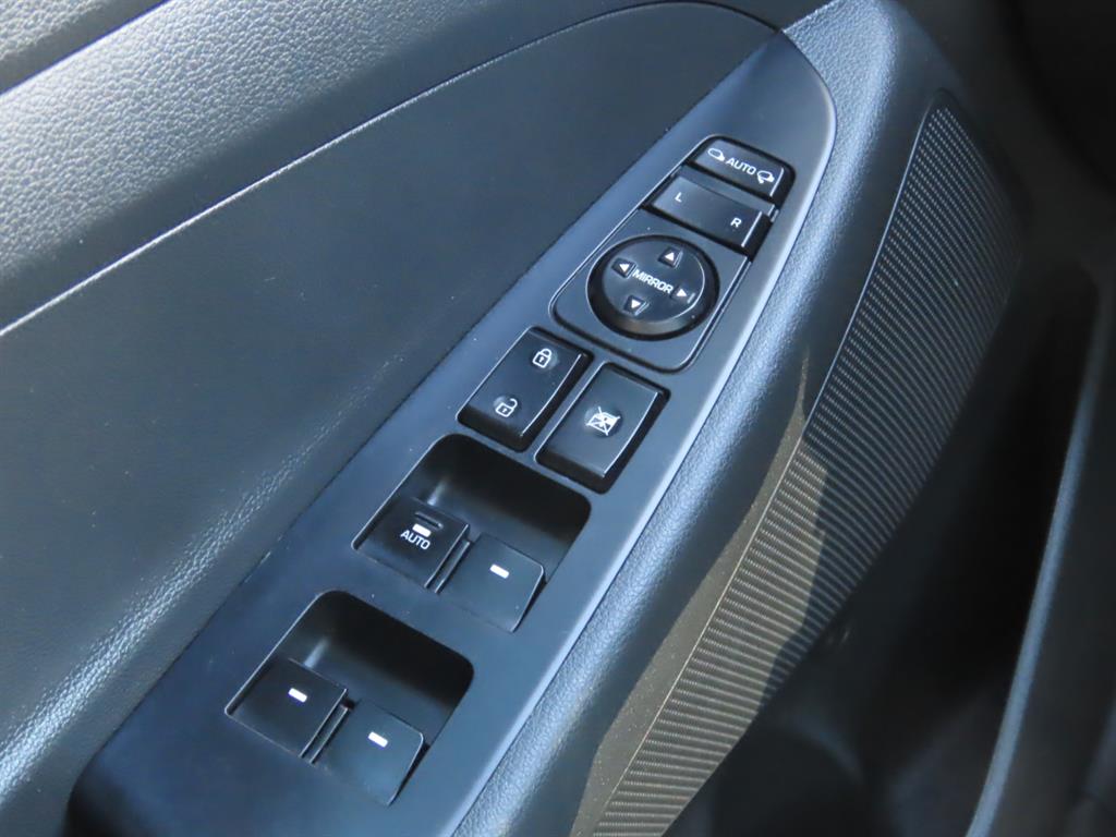 현대 올 뉴투싼 디젤 1.7 2WD 프리미엄 - 이미지 11