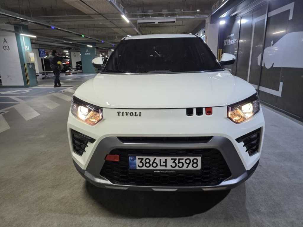 KG모빌리티(쌍용) 더 뉴티볼리 1.6 가솔린 2WD V1 - 이미지 14