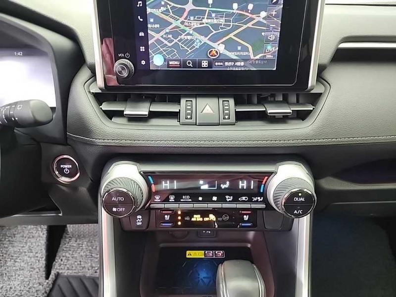 토요타 라브4(5세대) 2.5 AWD 하이브리드 LTD - 이미지 4