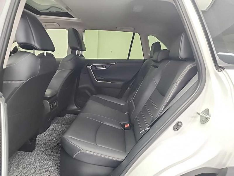 토요타 라브4(5세대) 2.5 AWD 하이브리드 LTD - 이미지 15