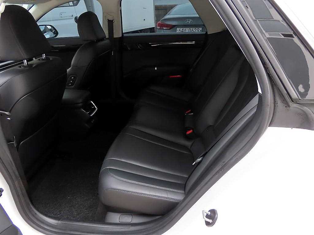 현대 디 올뉴그랜저 LPi 3.5 익스클루시브 - 이미지 9