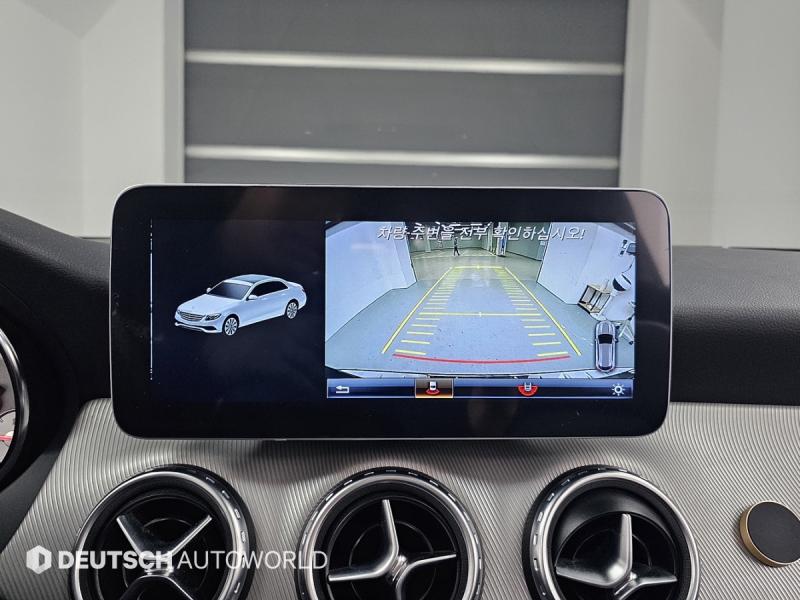 벤츠 GLA클래스 GLA 200 d - 이미지 13