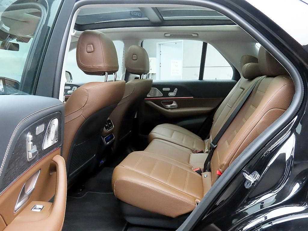 벤츠 GLE클래스(4세대) GLE 450 4매틱 - 이미지 7