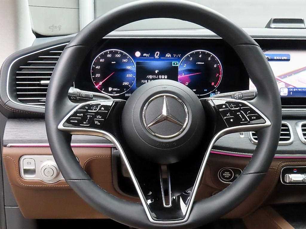 벤츠 GLE클래스(4세대) GLE 450 4매틱 - 이미지 5