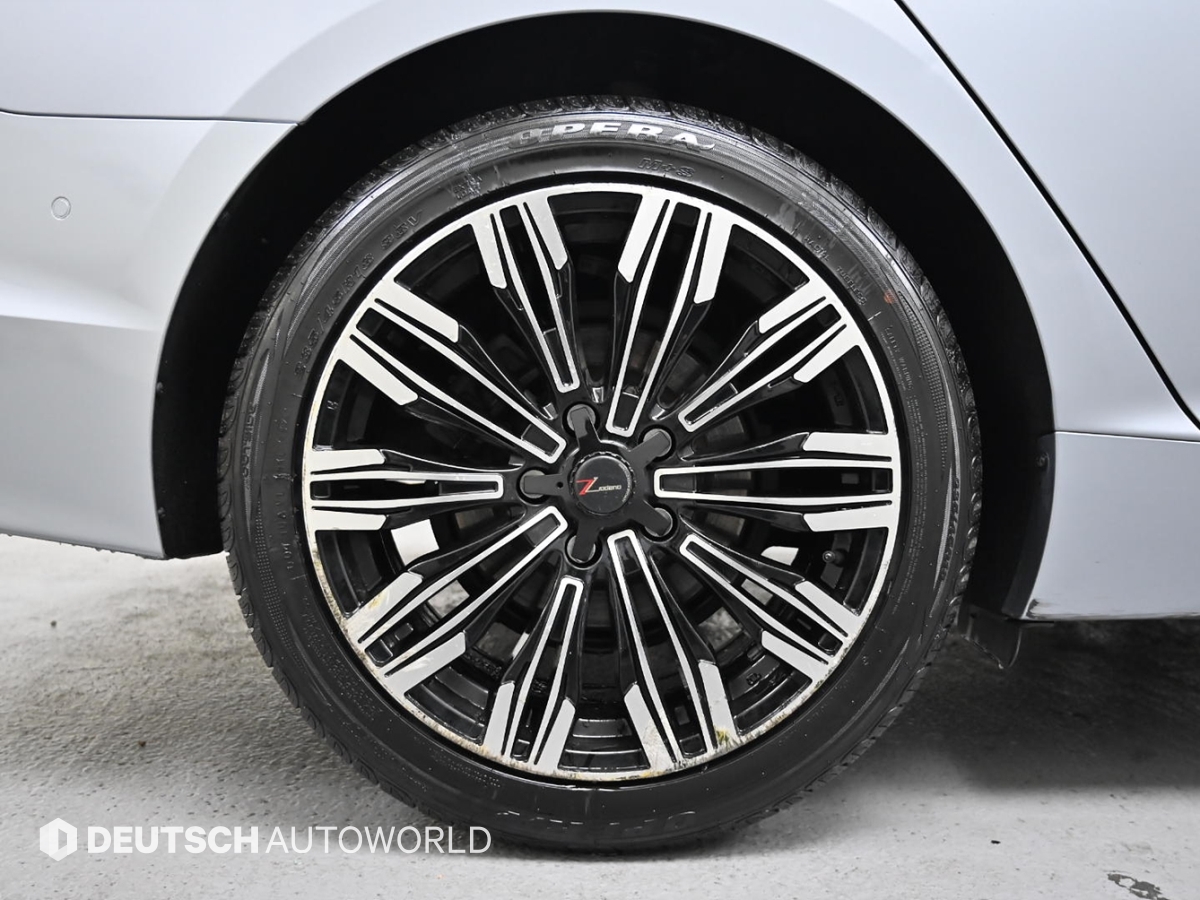 현대 LF쏘나타 2.0 CVVL 프리미엄 스페셜 - 이미지 12