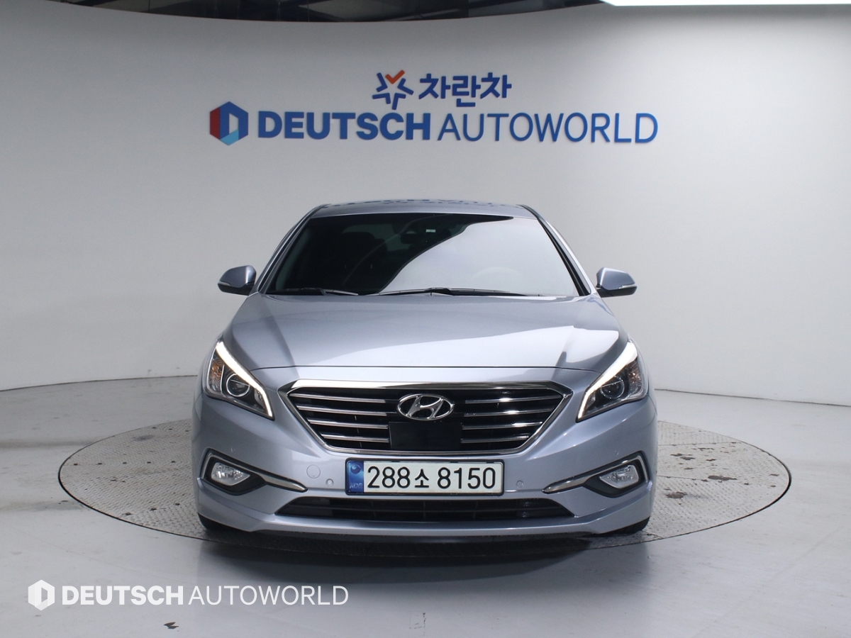 현대 LF쏘나타 2.0 CVVL 프리미엄 스페셜 - 이미지 11