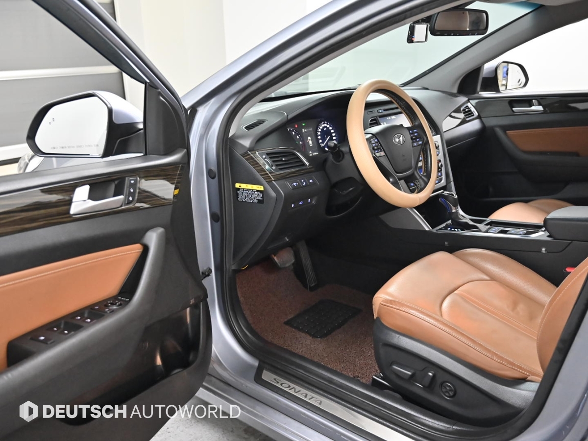 현대 LF쏘나타 2.0 CVVL 프리미엄 스페셜 - 이미지 2