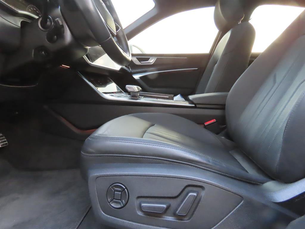 아우디 A6(5세대) 45 TFSI 콰트로 프리미엄 - 이미지 18