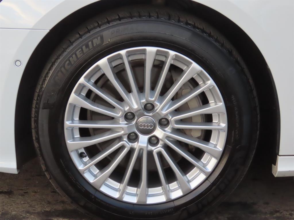 아우디 A6(5세대) 45 TFSI 콰트로 프리미엄 - 이미지 6