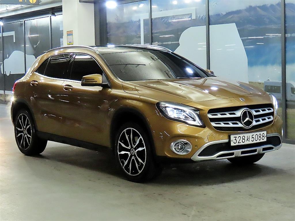 벤츠 GLA클래스 GLA 250 4매틱 - 이미지 13