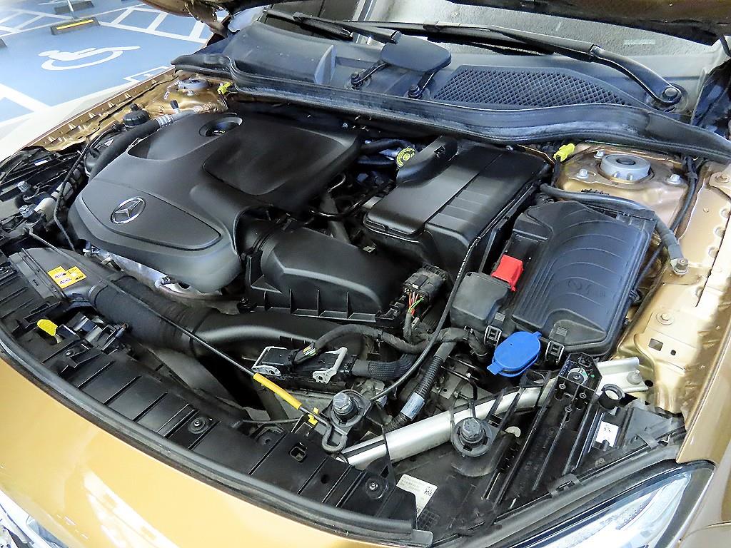 벤츠 GLA클래스 GLA 250 4매틱 - 이미지 19