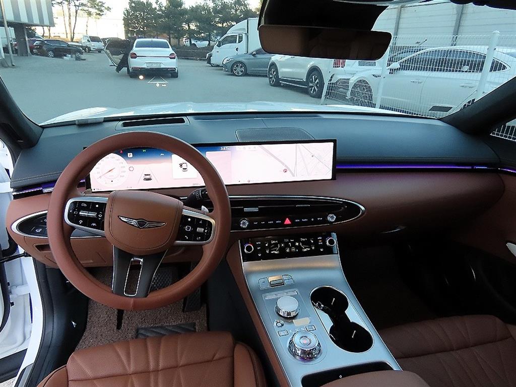 제네시스 신형 GV70 2.5T 2WD 기본형 - 이미지 9