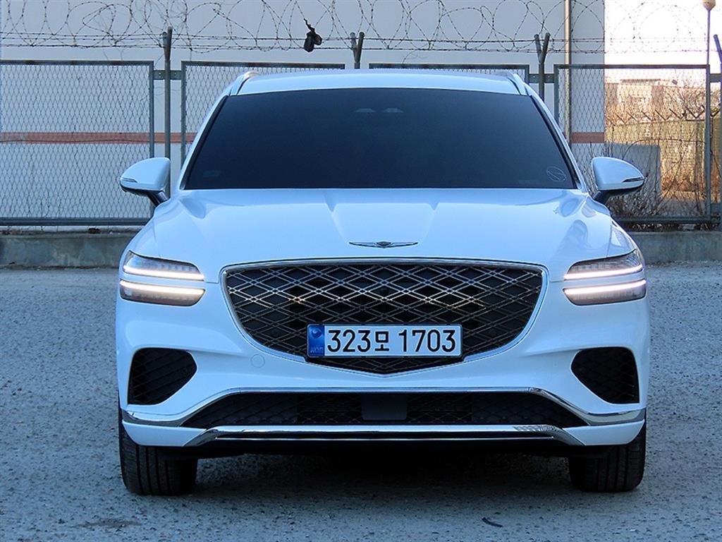 제네시스 신형 GV70 2.5T 2WD 기본형 - 이미지 17