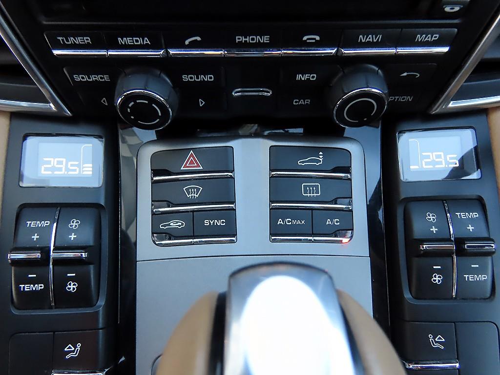 포르쉐 파나메라 3.0 디젤 에디션 - 이미지 8