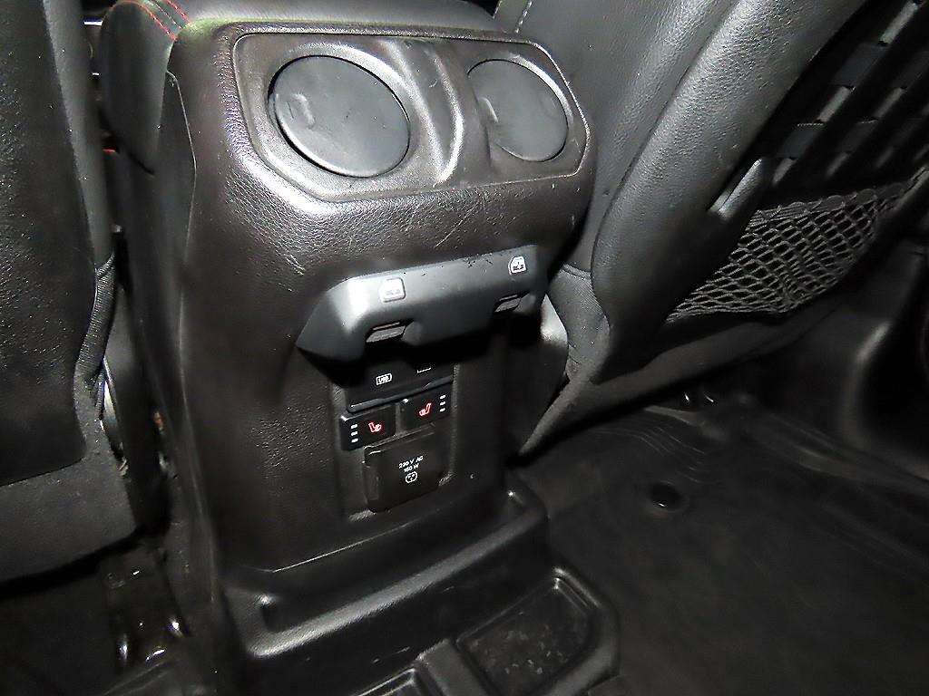 지프 랭글러(JL) 2.0 루비콘 4DR - 이미지 2