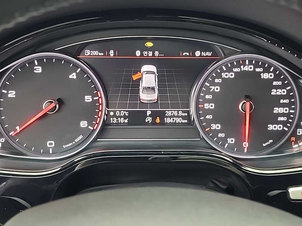 아우디 A8(3세대) 50 TDI 콰트로 LWB - 이미지 8