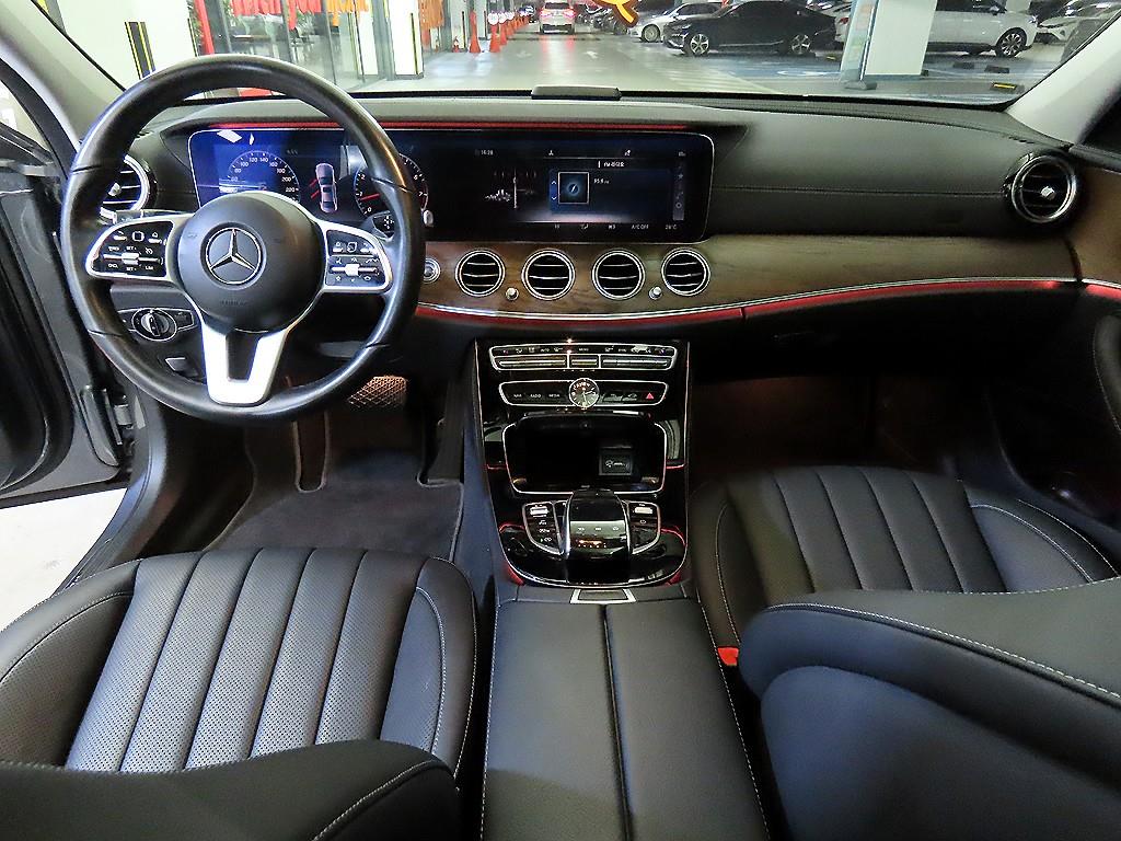 벤츠 E클래스(5세대) E300 4매틱 익스클루시브 - 이미지 4