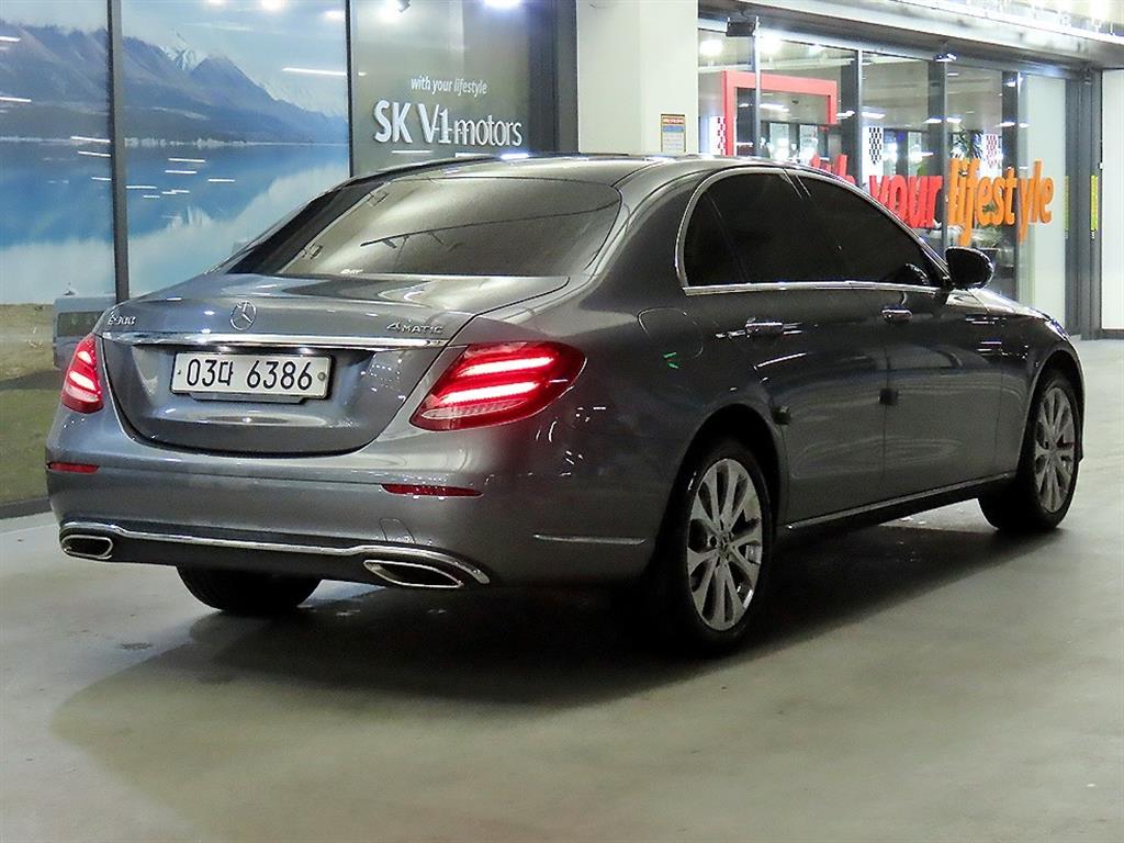 벤츠 E클래스(5세대) E300 4매틱 익스클루시브 - 이미지 12