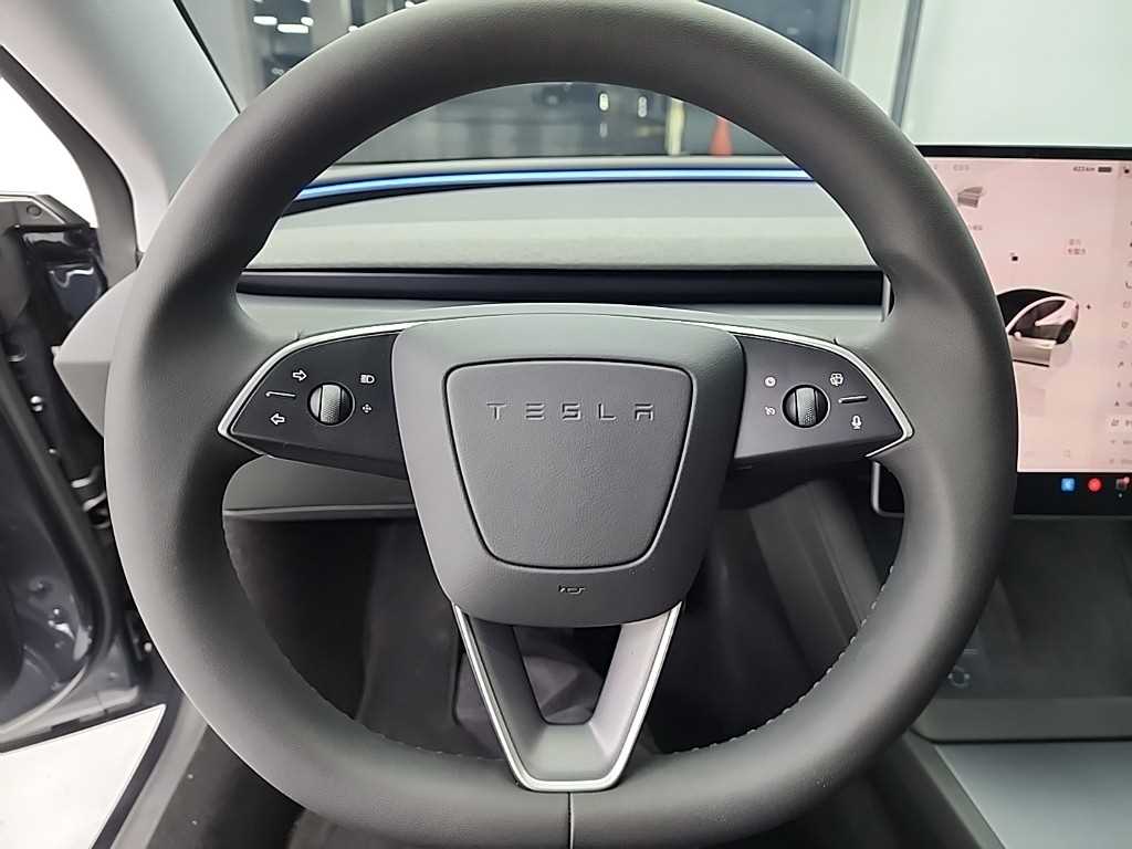 테슬라 모델 3 RWD