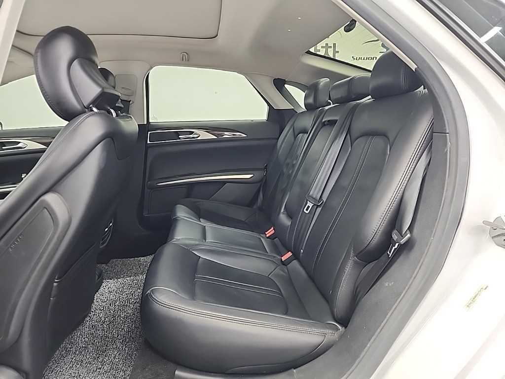 링컨 뉴MKZ 2.0 AWD(200A) - 이미지 14