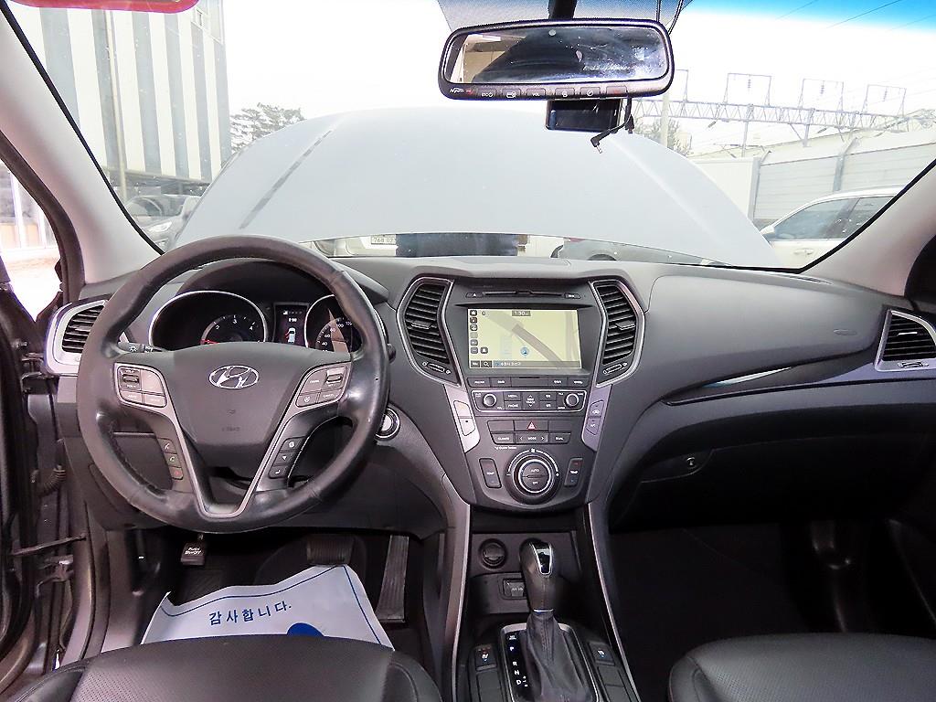 현대 싼타페(DM) 디젤 R2.0 2WD 익스클루시브 - 이미지 3