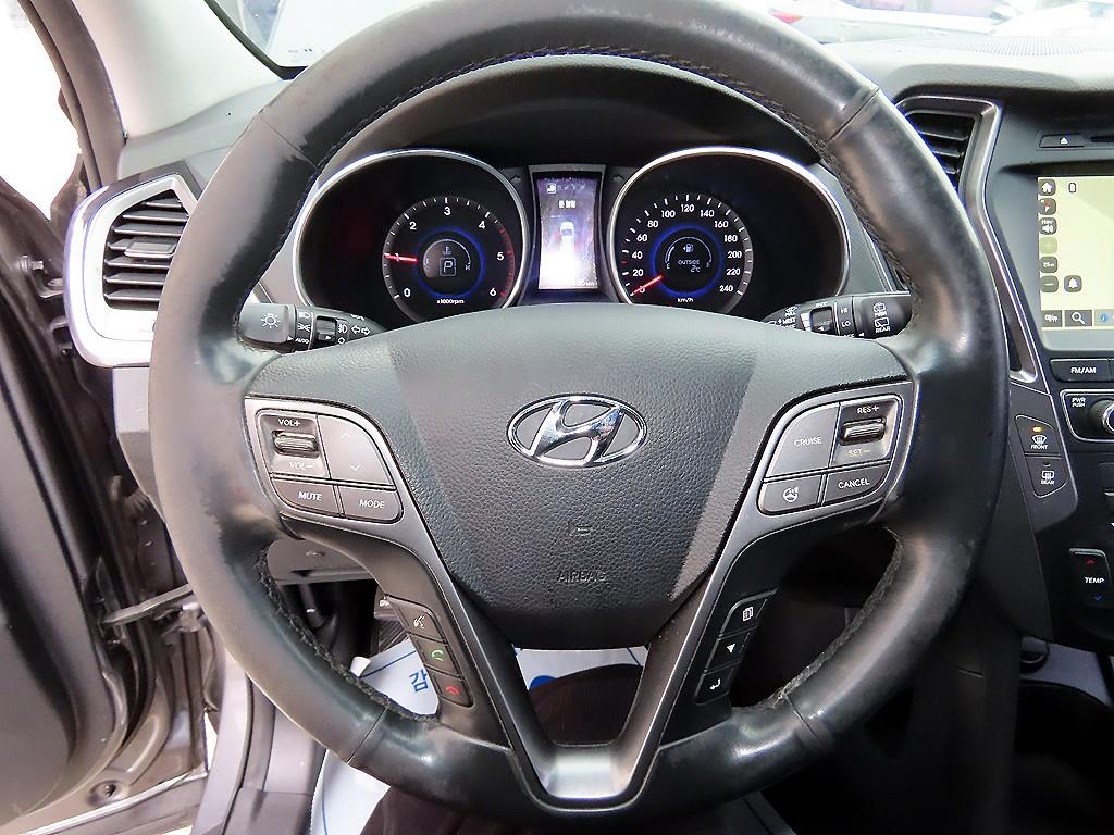 현대 싼타페(DM) 디젤 R2.0 2WD 익스클루시브 - 이미지 7