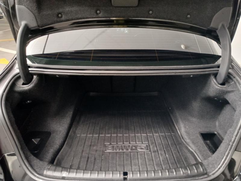 BMW 5시리즈(7세대) 530i xDrive M스포츠팩 플러스 - 이미지 4