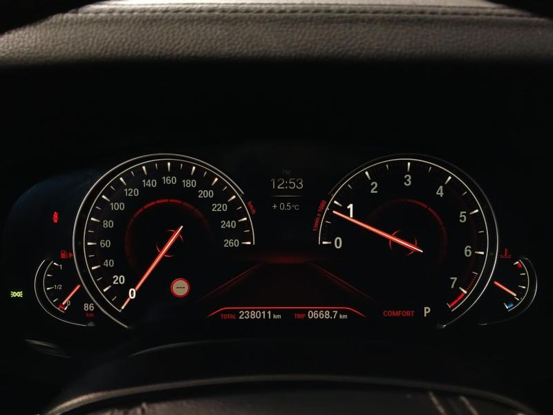 BMW 5시리즈(7세대) 530i xDrive M스포츠팩 플러스 - 이미지 14