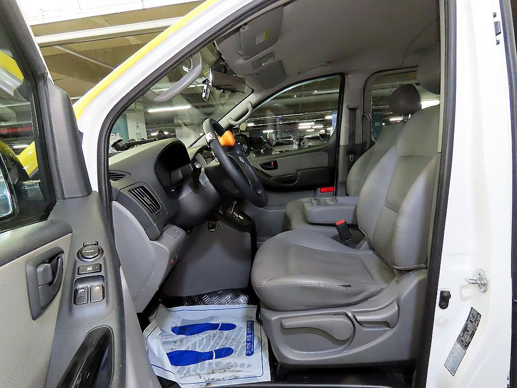 현대 그랜드스타렉스 어린이보호차 15인승 - 이미지 6