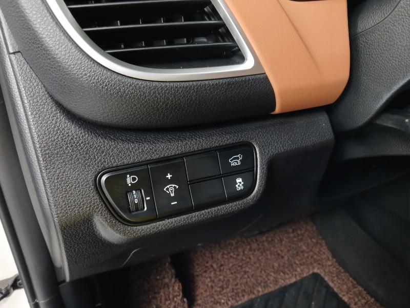 기아 더 뉴셀토스 1.6 가솔린 터보 2WD 시그니처 - 이미지 10