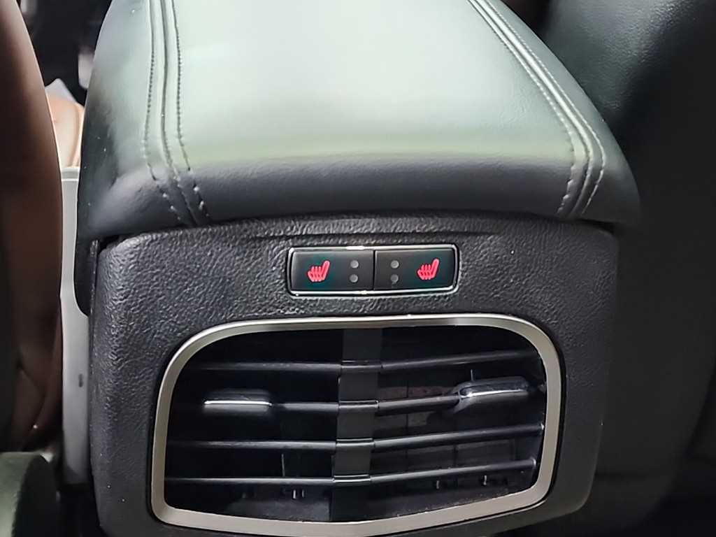 링컨 뉴MKZ 2.0 하이브리드 리저브 - 이미지 8