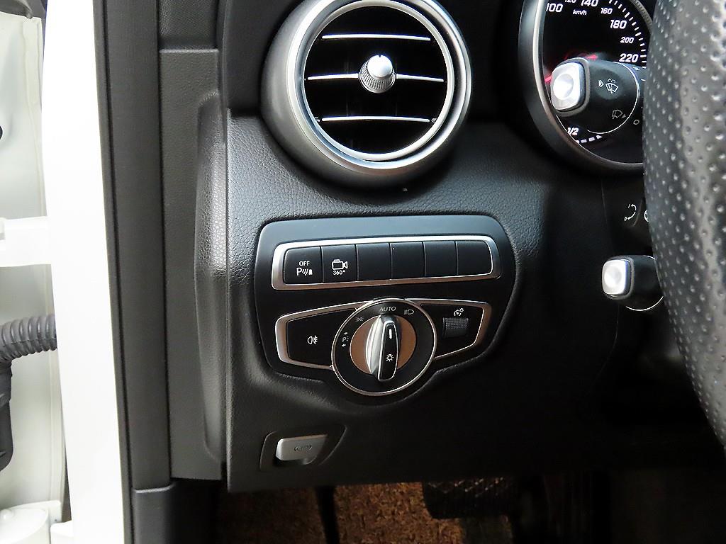 벤츠 GLC클래스 GLC 220d 4매틱 쿠페 프리미엄 - 이미지 19