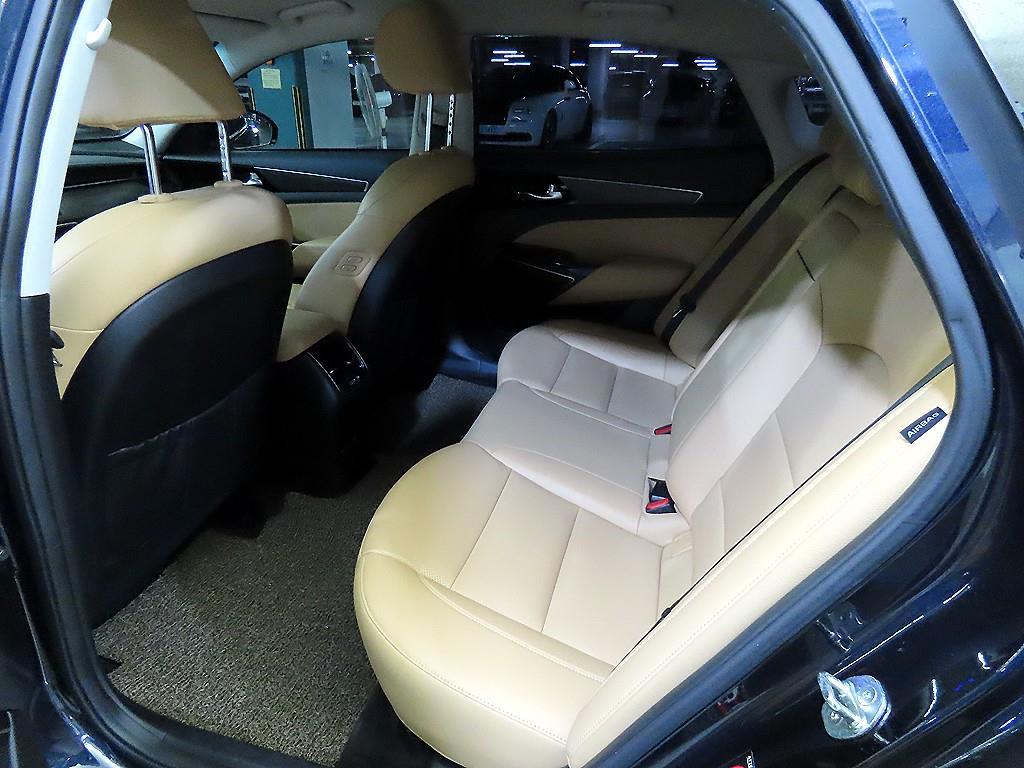 기아 K7 프리미어 2.5 GDi 프레스티지 - 이미지 12