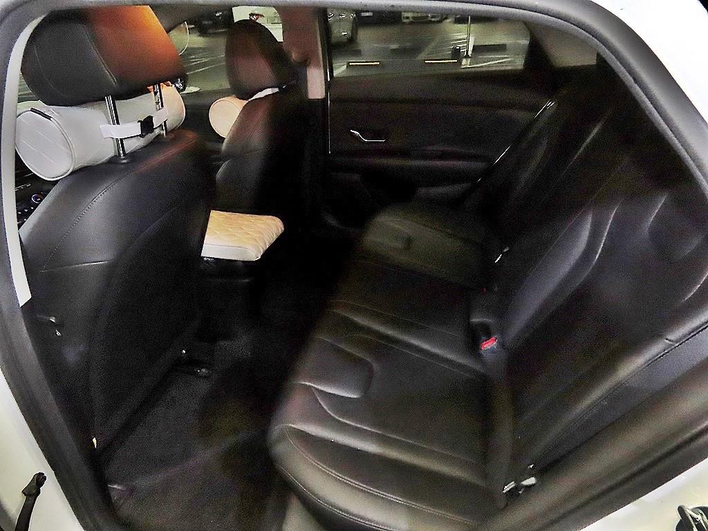 현대 아반떼(CN7) 1.6 가솔린 모던