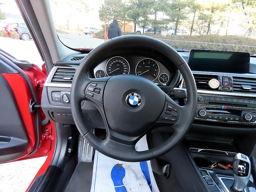 BMW 3시리즈(6세대) 320d - 이미지 6