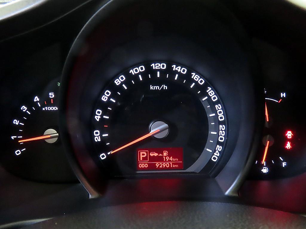 기아 스포티지 R 디젤 R2.0 2WD TLX 최고급형 - 이미지 20