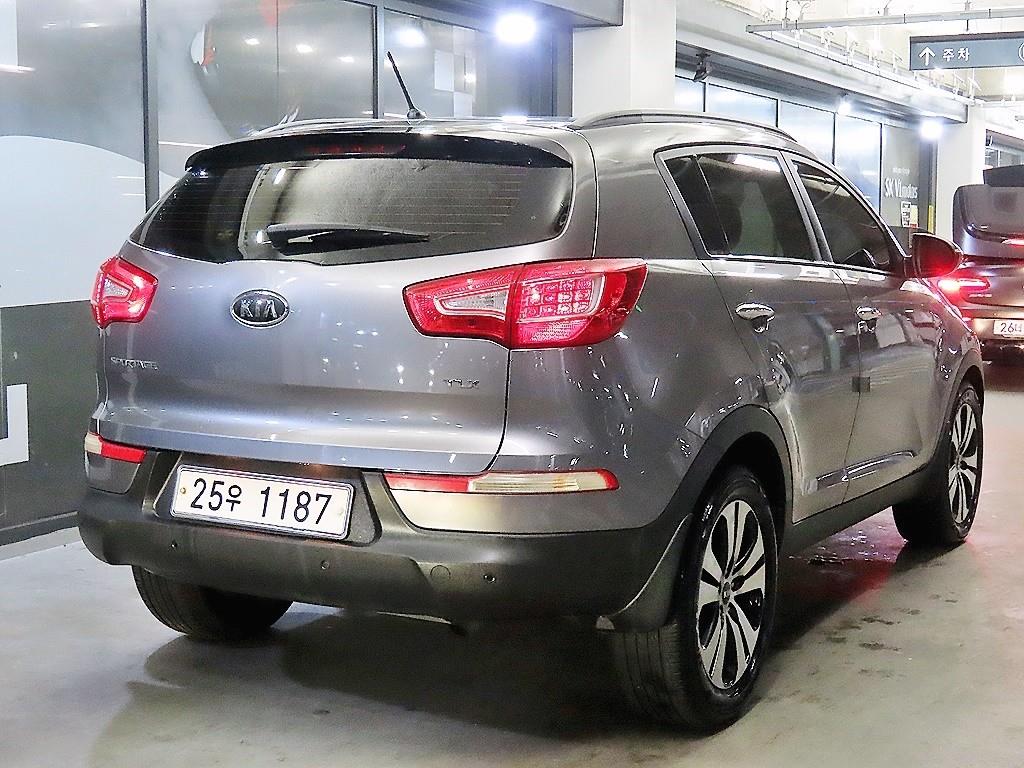 기아 스포티지 R 디젤 R2.0 2WD TLX 최고급형 - 이미지 12