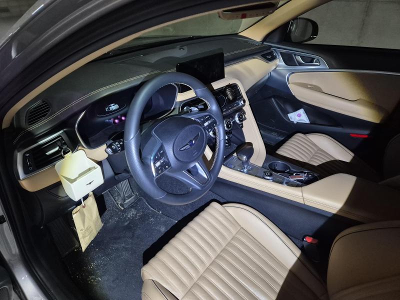 제네시스 더 뉴G70 가솔린 2.0T AWD 기본형 - 이미지 7