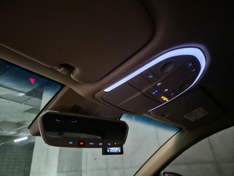 제네시스 더 뉴G70 가솔린 2.0T AWD 기본형 - 이미지 9