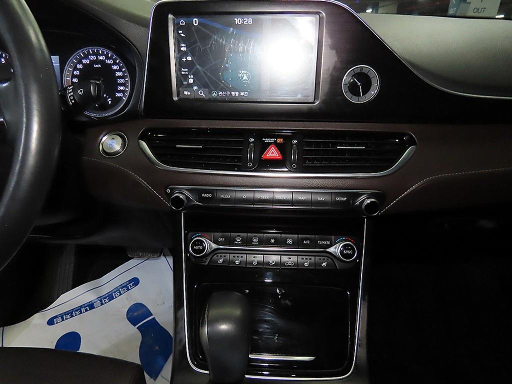 현대 그랜저IG 2.4 GDi 프리미엄 - 이미지 18